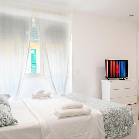 Casa Ideale Tim Appartmanti Moderni Vicina Al Centro Lecco Exterior foto